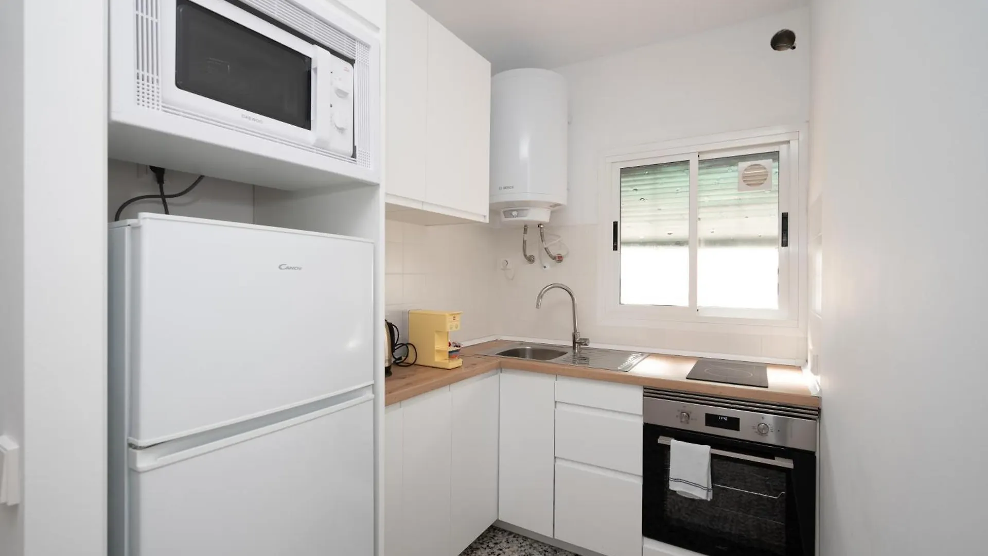 Tradicional Apartamento Central De 2 Camas Dobles Benalmadena