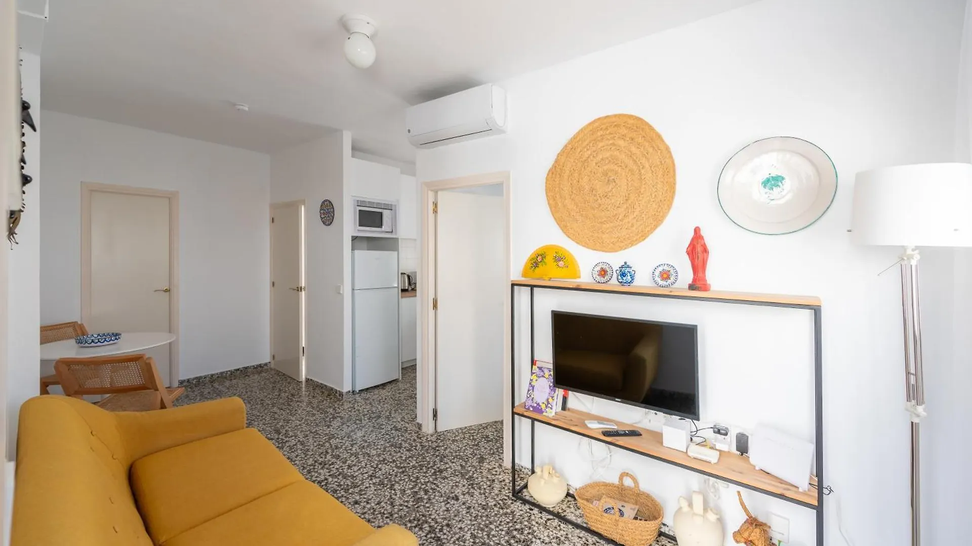 Tradicional Apartamento Central De 2 Camas Dobles Benalmadena Spain