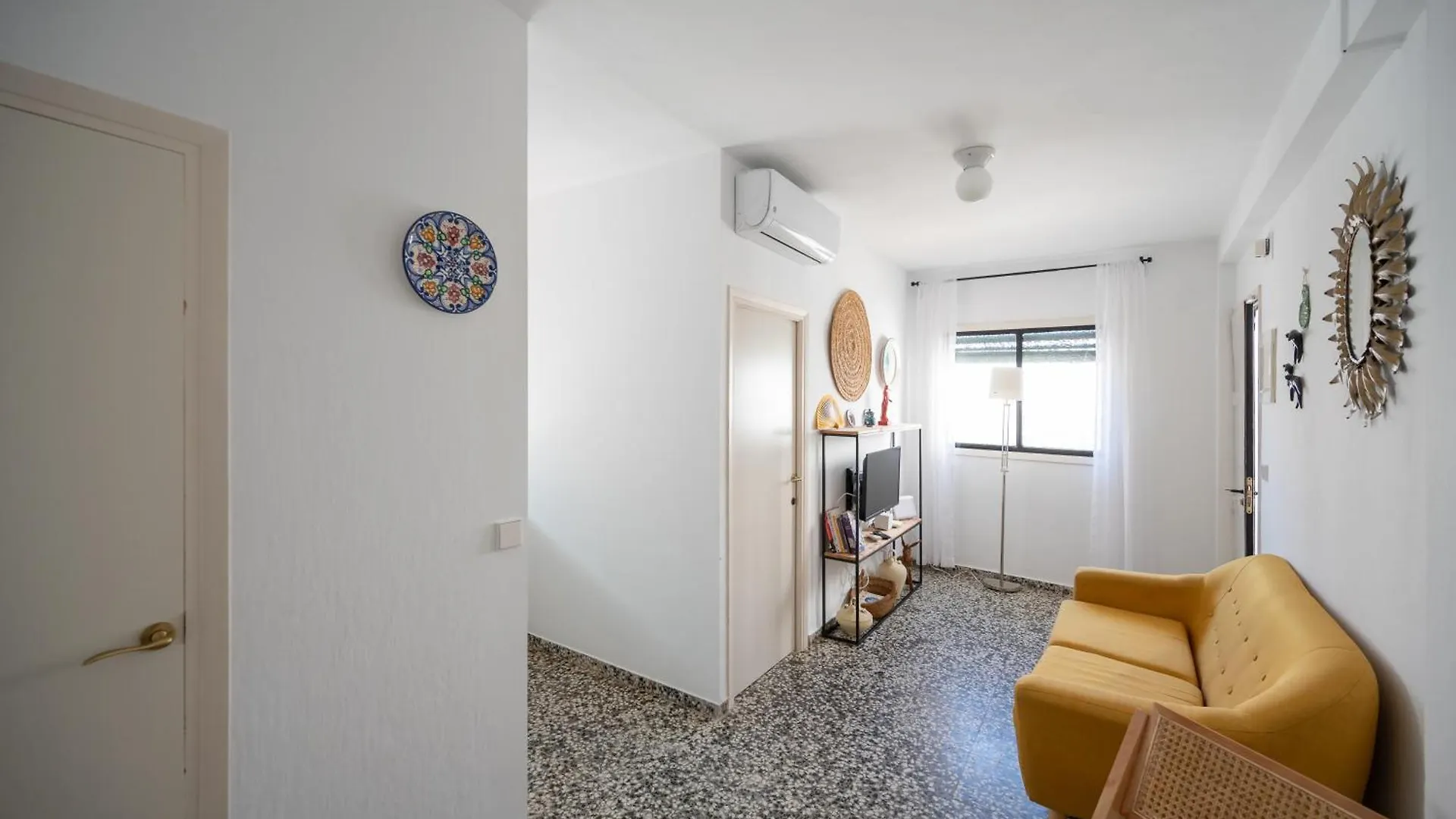 Tradicional Apartamento Central De 2 Camas Dobles Benalmadena